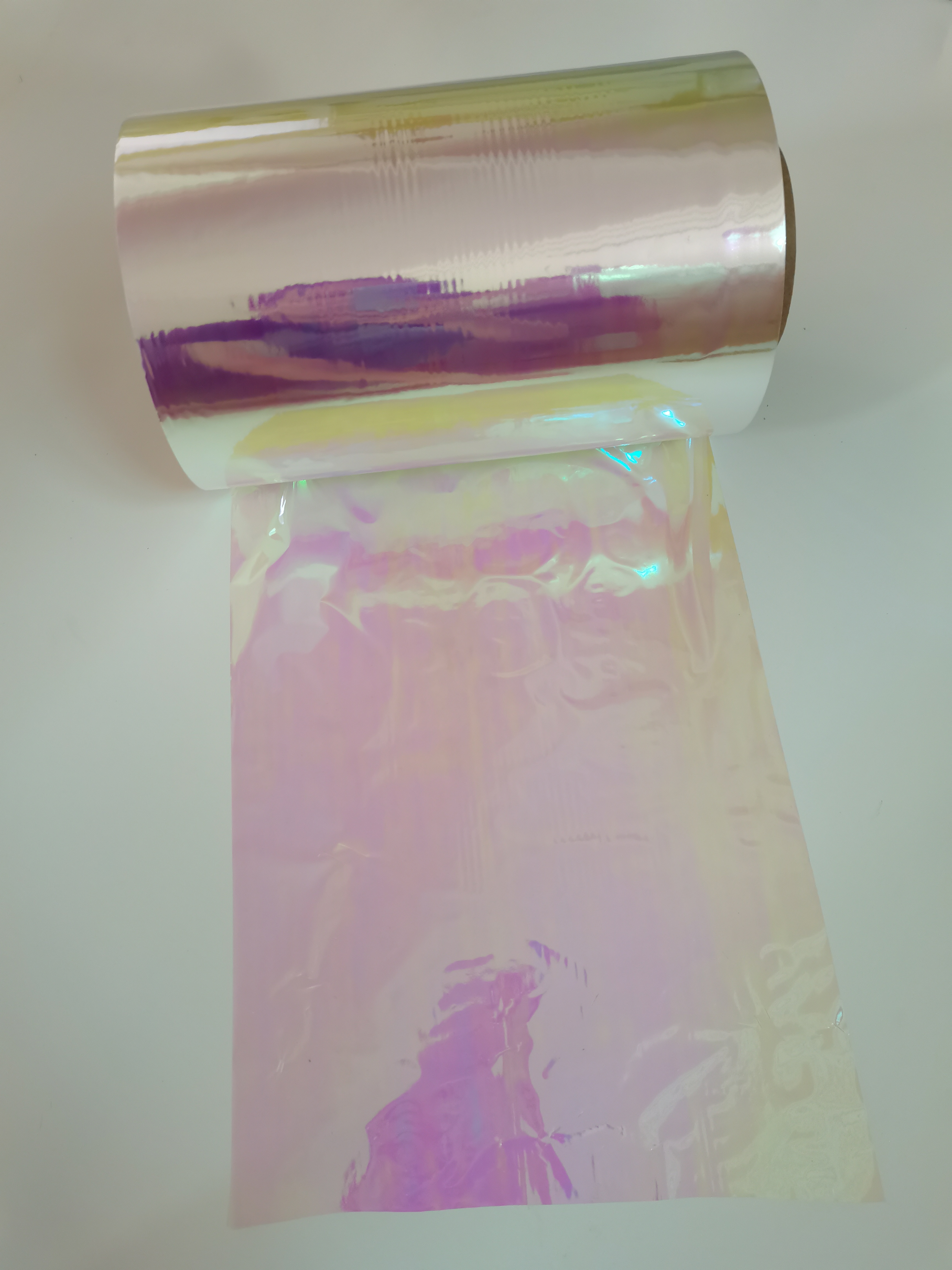 彩虹膜:广泛应用于包装材料 彩虹膜广泛用于包装材料:可直接用于产品