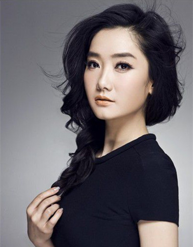 在星电音联盟的舞台上,玲花分享了自