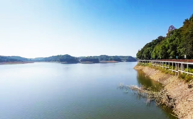 终于到了我期待已久的鱼形山度假区!