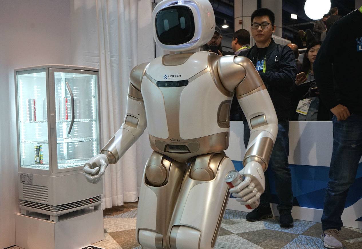 作为一种能够模仿人类形态和行为的机器人,人形机器人在许多领域都