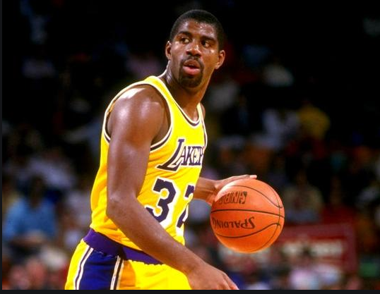 魔术师约翰逊是大o模板中的一员,2.