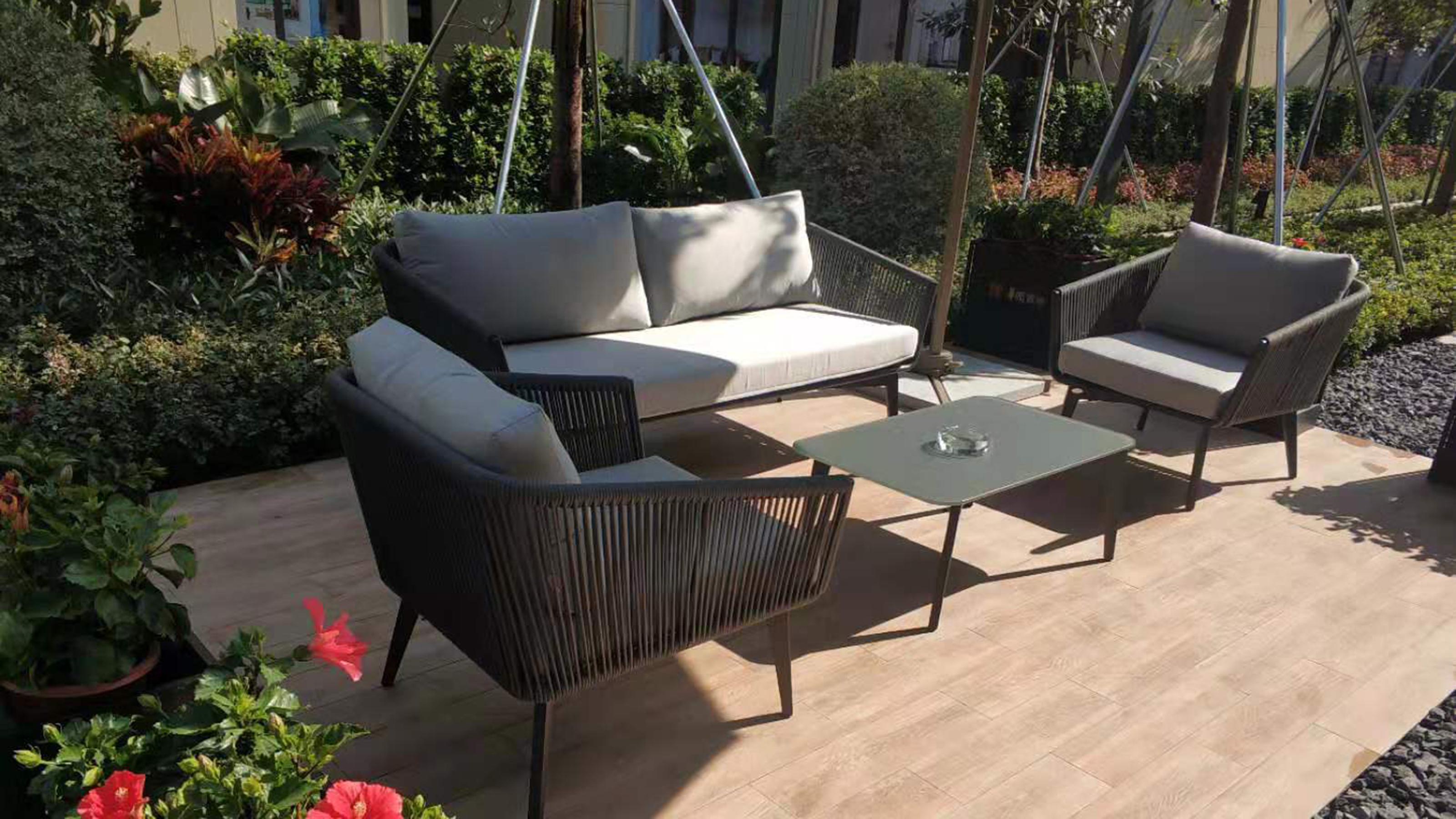 户外生活|舒适休闲藤编沙发体验分享 夏天到了,想在户外享受阳光和