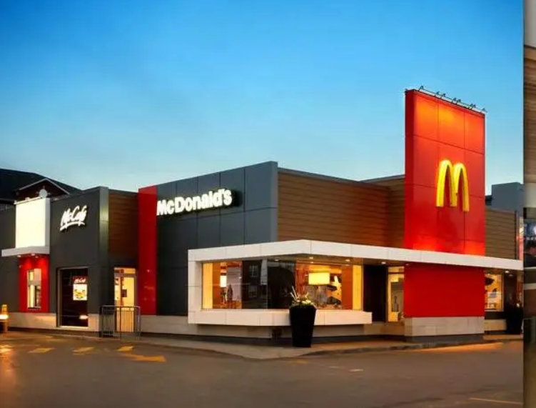 增资中国 麦当劳全球与凯雷投资集团于11月20日共同宣布,麦当劳全球将