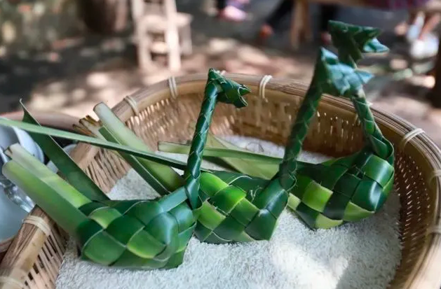 0897"鸭乸粽":端午节必吃美食#粽夏奇遇记# 在广东湛江雷州,徐闻