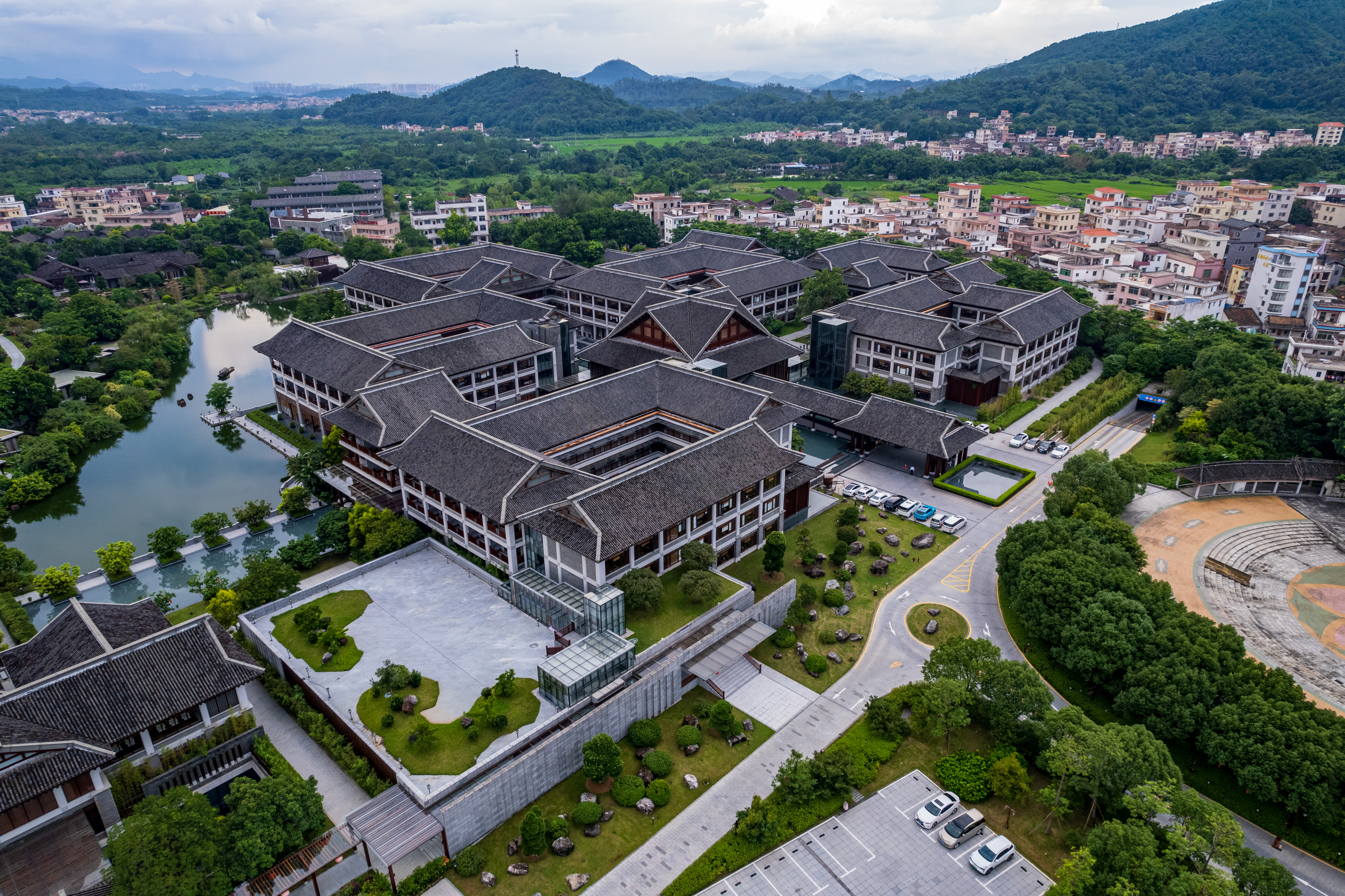 禅泉温泉度假酒店老板图片