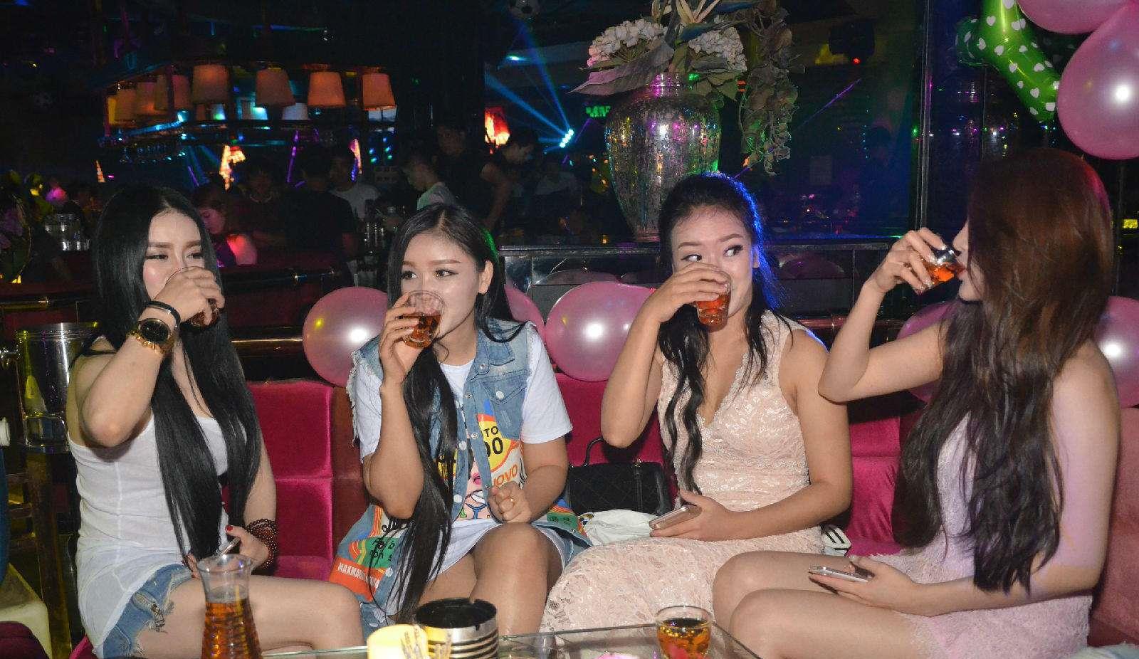 西宁商务ktv之释放压力 商务ktv最重要的一点是放松心情,在这个繁忙的