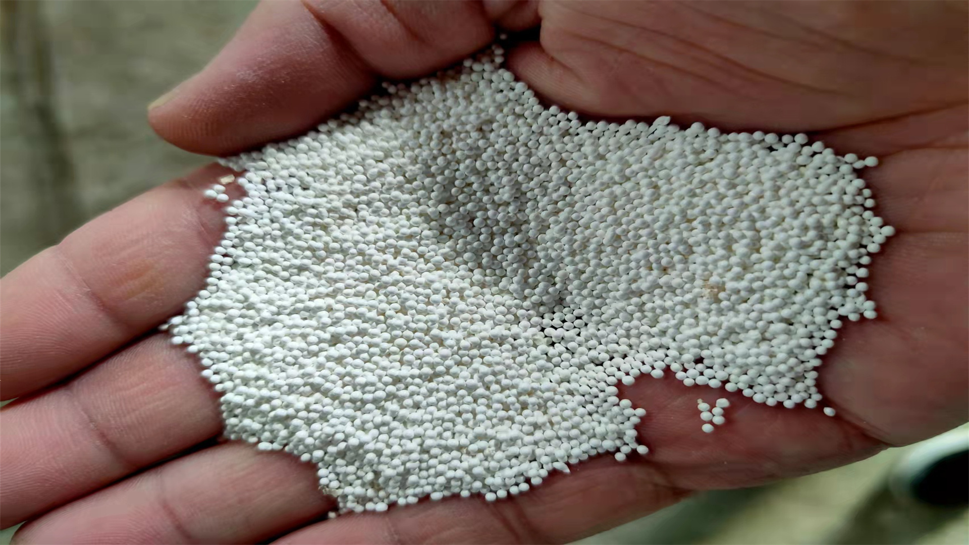 不饱和树脂回收##阴离子交换树脂回收#不饱和树脂回收是指对生产过程