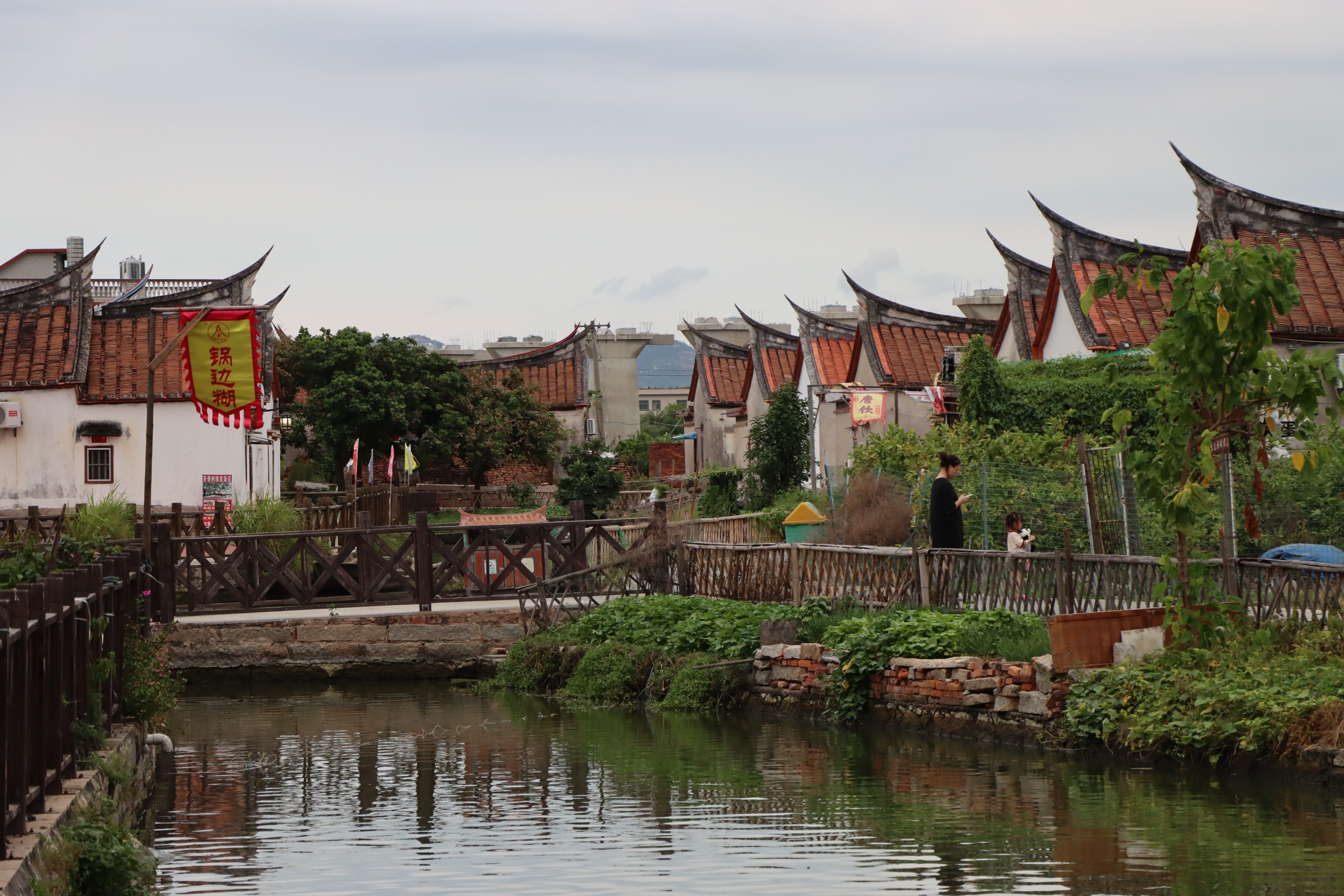 龙海区埭美村的"水上古民居村落" 第一次走进埭美古村落,就喜欢上这里