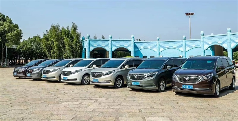 商务车租赁价格及车型展示——上海商务车租        您是否正在寻找