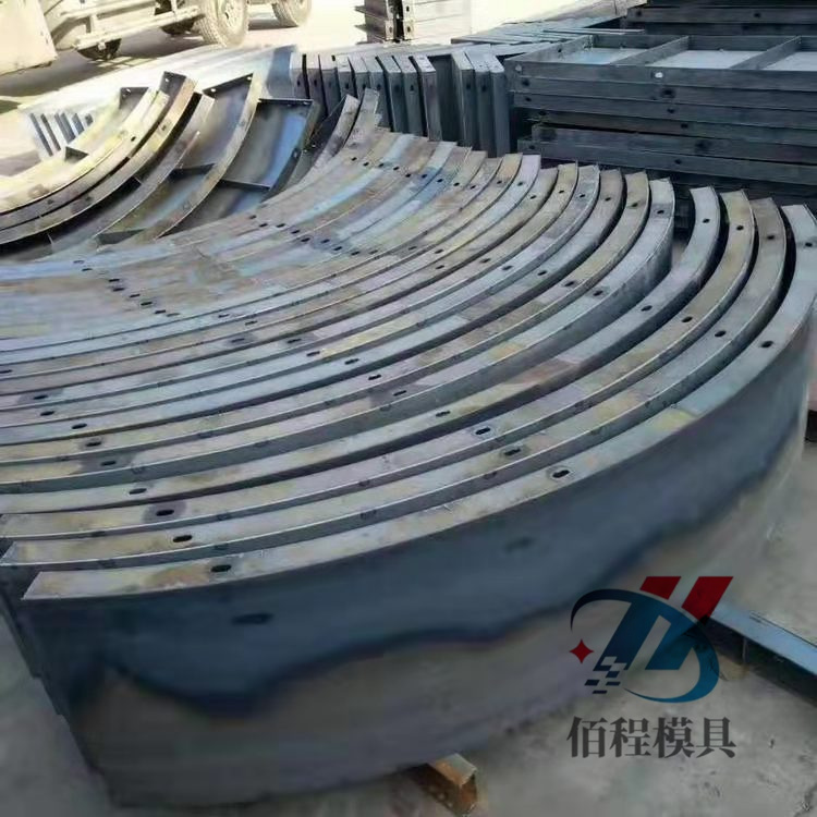 拱形骨架钢模具:稳定性与持久性的保证 拱形骨架钢模具作为现代建筑