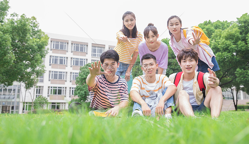 校园青春,友情与梦想并重95  你还记得你的校园生活吗?