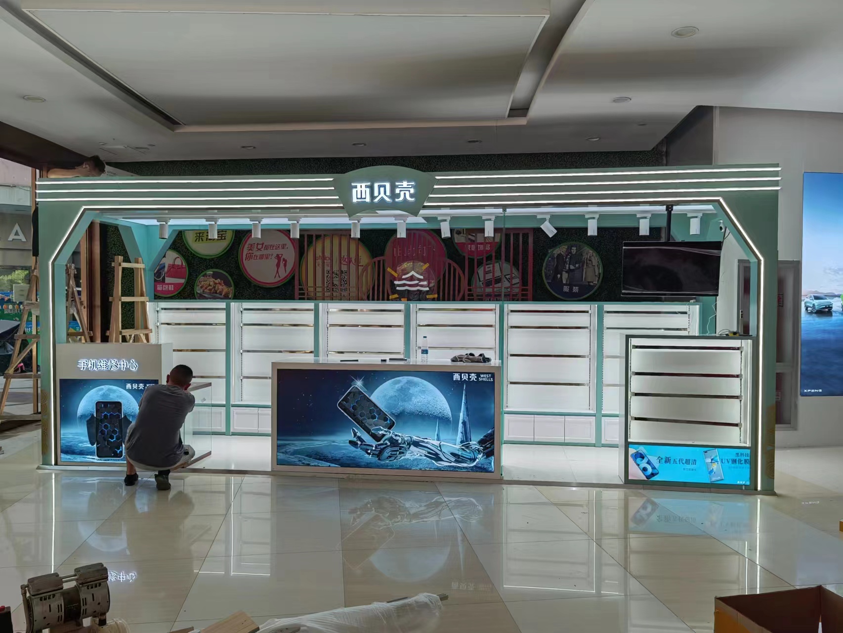 手机壳展柜定制还原展柜设计效果图 #手机配件店#手机配件店多经点位