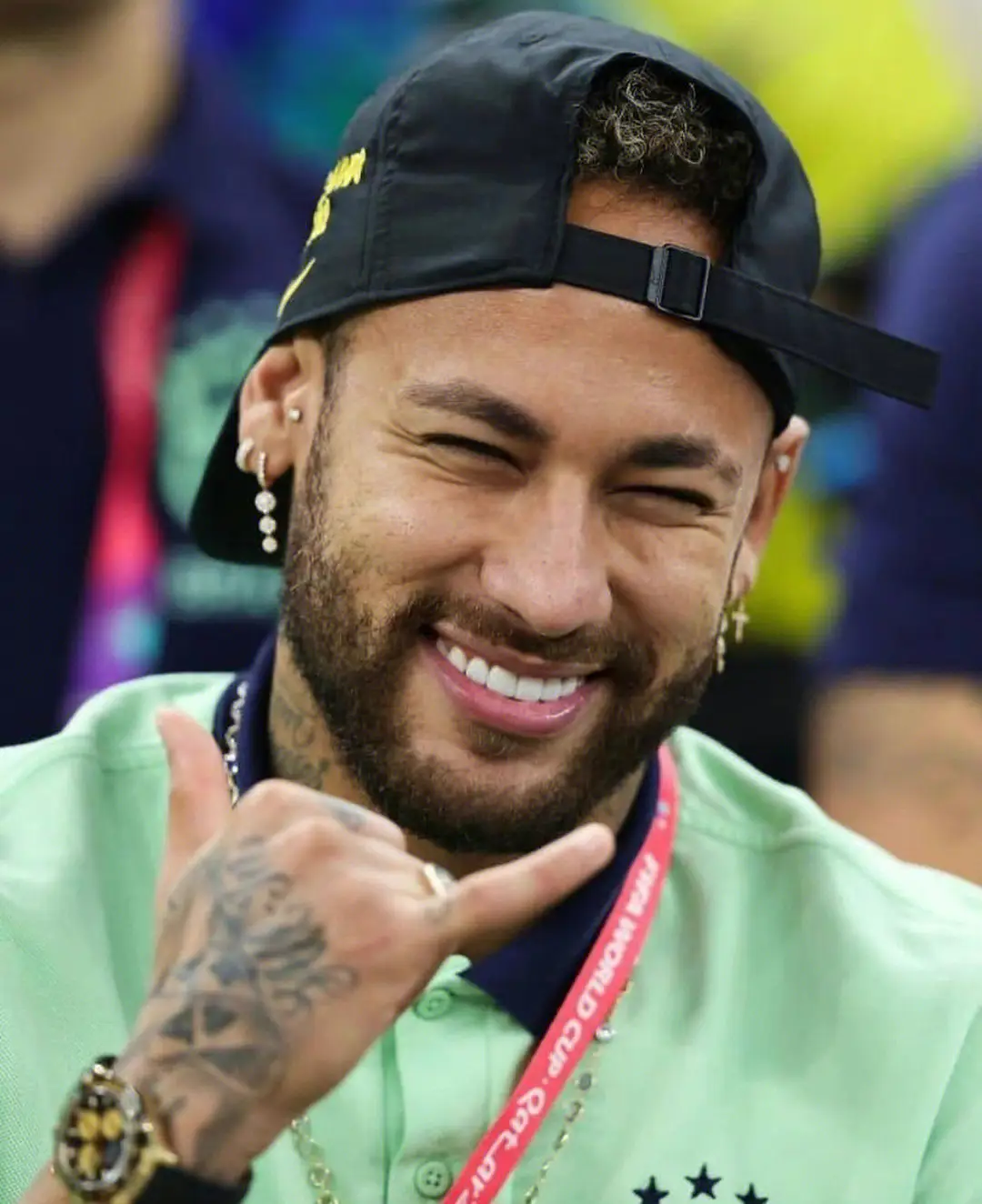 法媒谈内马尔未来,曼联没有放弃引进内马尔 今天来分析内马尔这位巴西