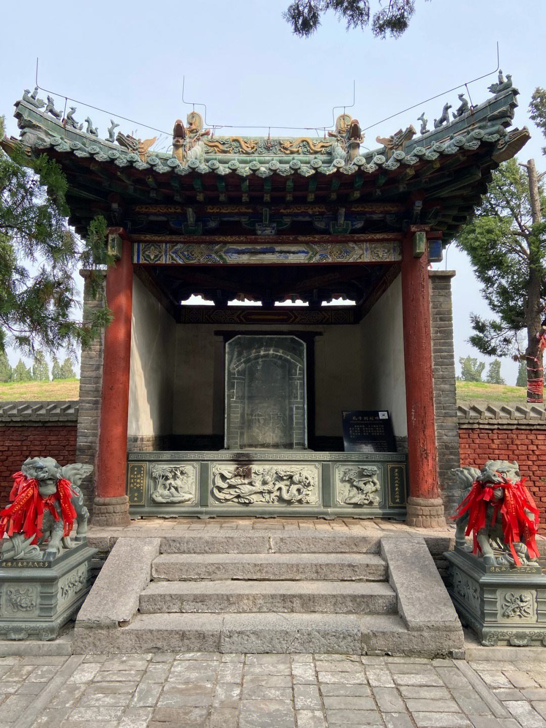 卫辉比干庙,一座穿越千年的庙宇 卫辉比干庙,这座古老的庙宇,见证了