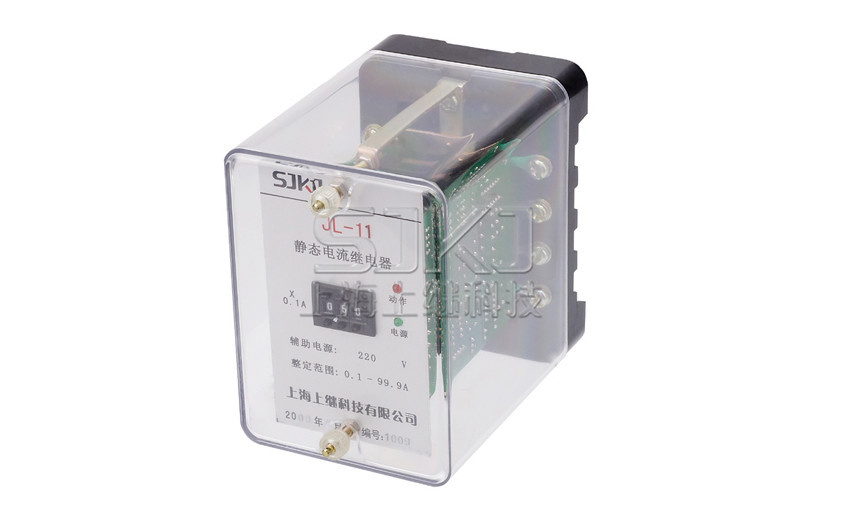 当电路中的电流达到或超过预设的电流值时,电流继电器会触发并切断