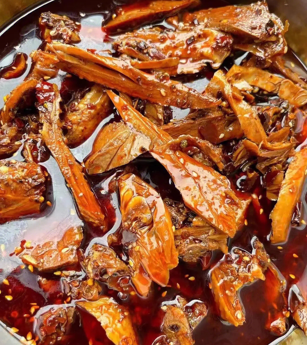 丰都麻辣鸡块的做法 93… 丰都麻辣鸡块是一道以鸡肉和辣椒为主要