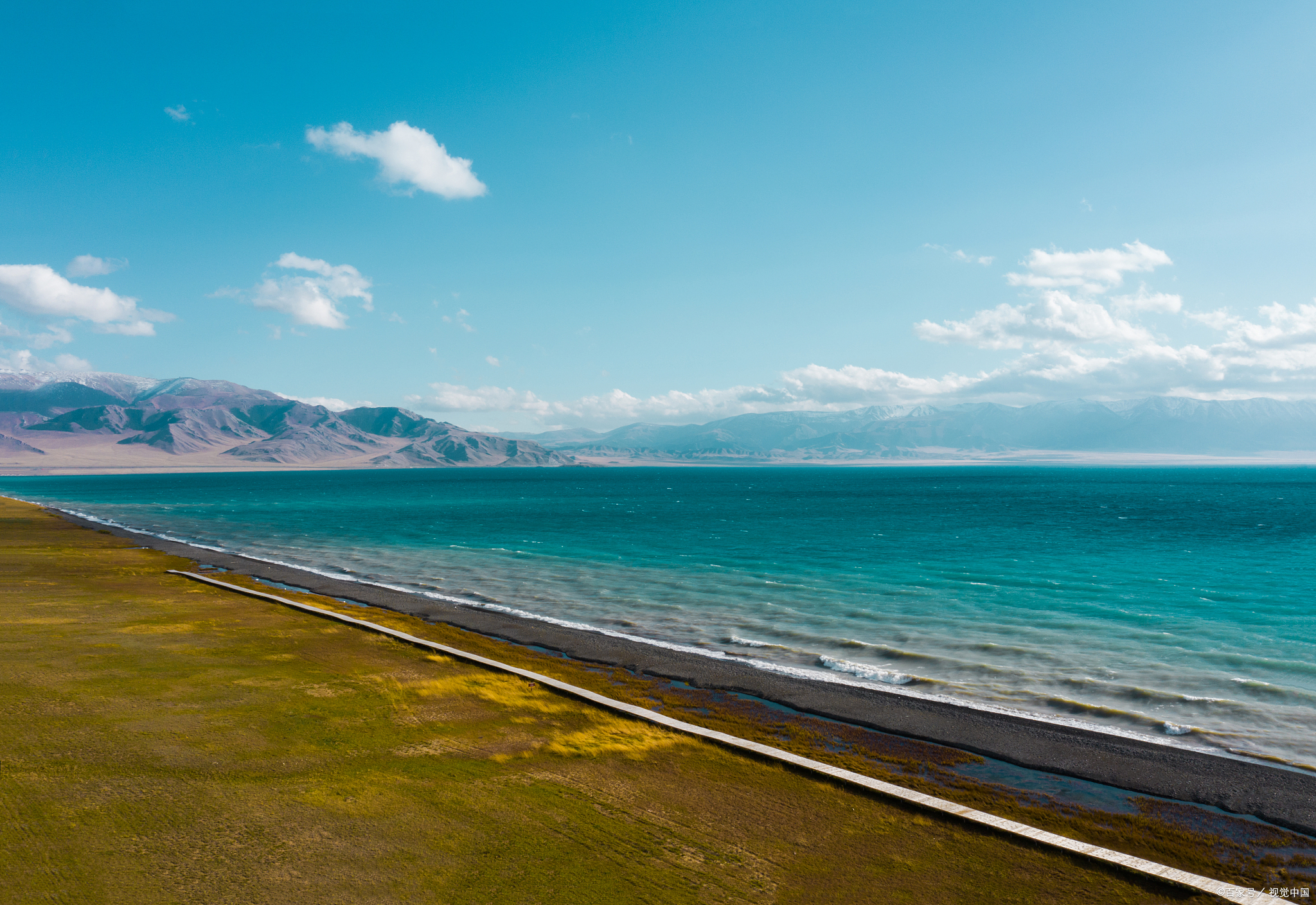 赛里木湖美景|湖山相映清澈见底 蓝天碧水 赛里木湖畔风景如画 微微的