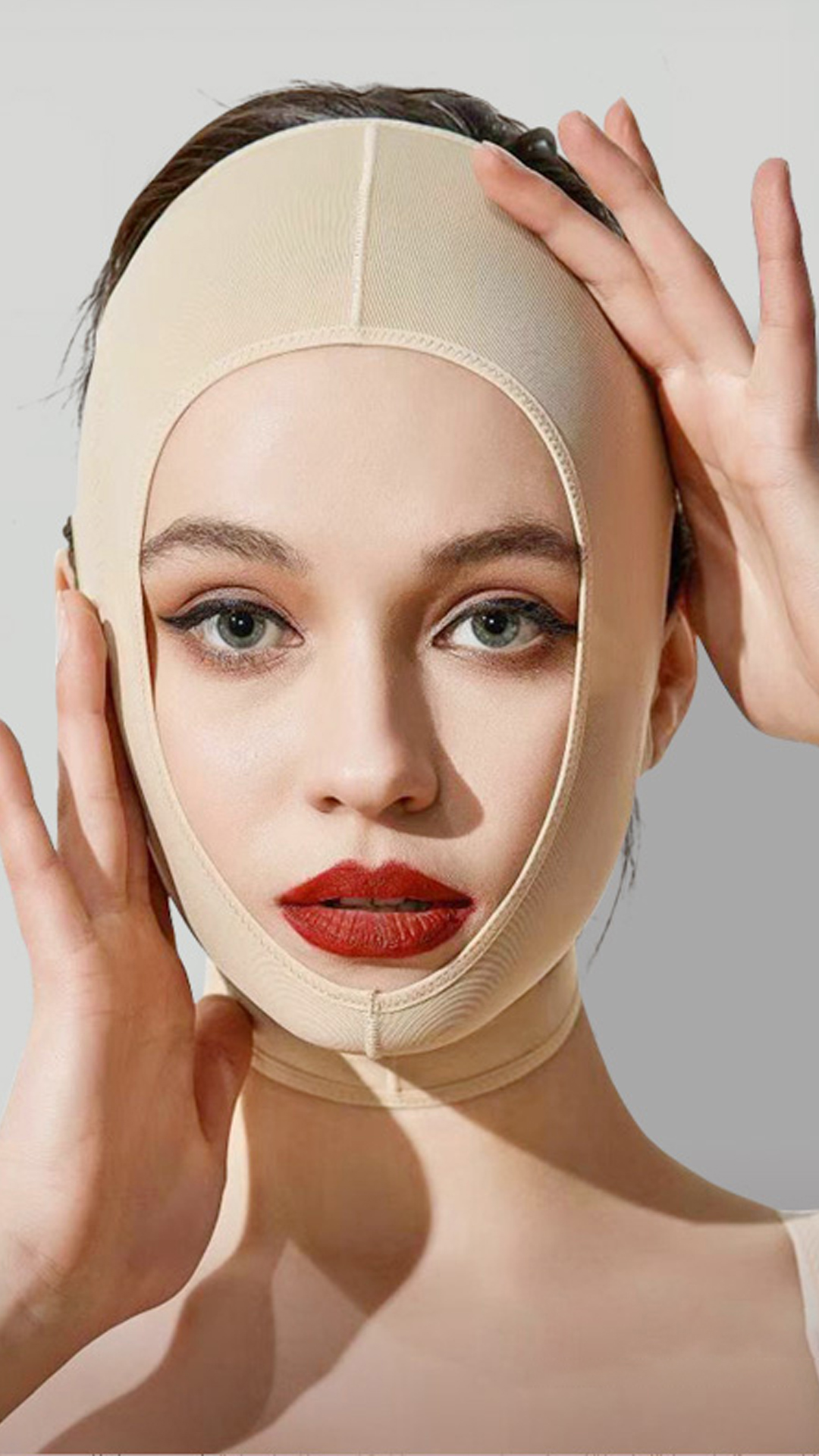 头戴式面雕:无需开刀,睡眠中也可塑造小v脸 91头戴式面雕,睡着也能