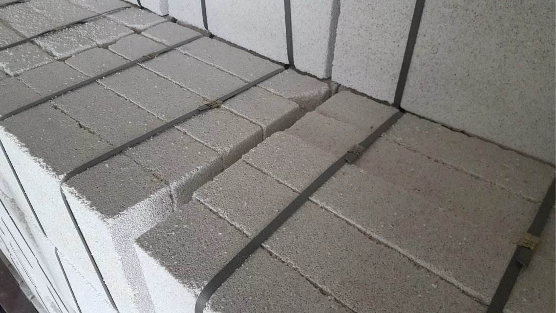 蛭石珍珠岩##膨胀珍珠岩#蛭石珍珠岩是一种由蛭石和珍珠岩混合而成的