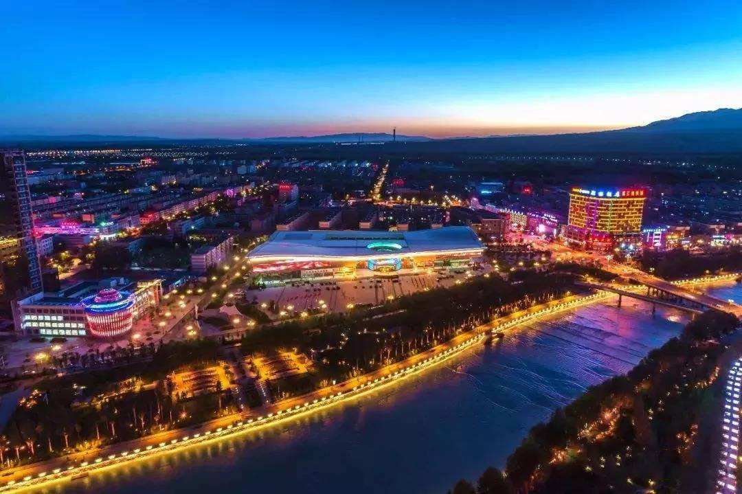 中国青海省德令哈市简介 德令哈市位于中国青海省北部,是海西蒙古族藏