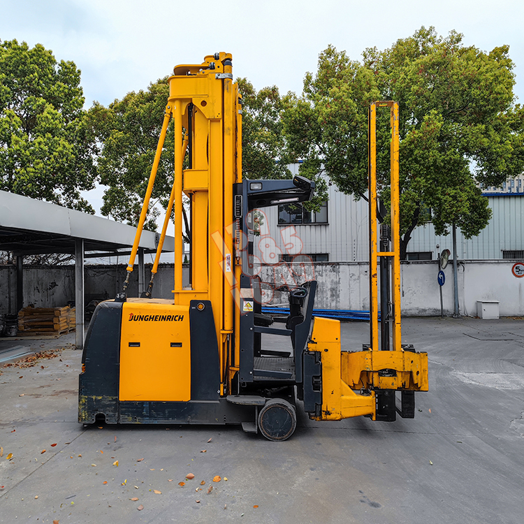 永恒力三向叉车维护保养建议 永恒力三向叉车是您重要的装备,为确保其