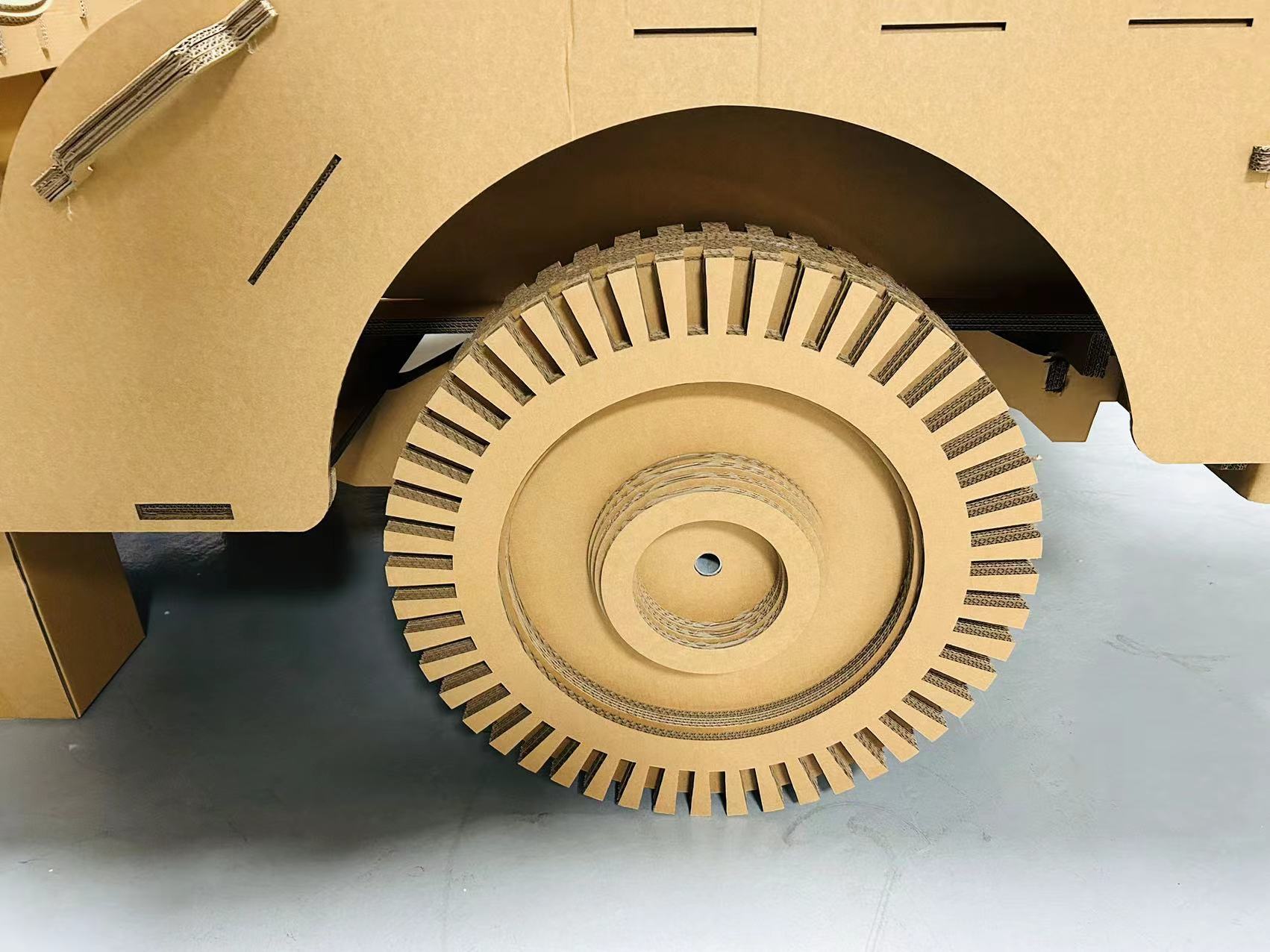 纸板打造1:1越野车 | bevisli设计作品 纯瓦楞纸板打造的越野车,你能