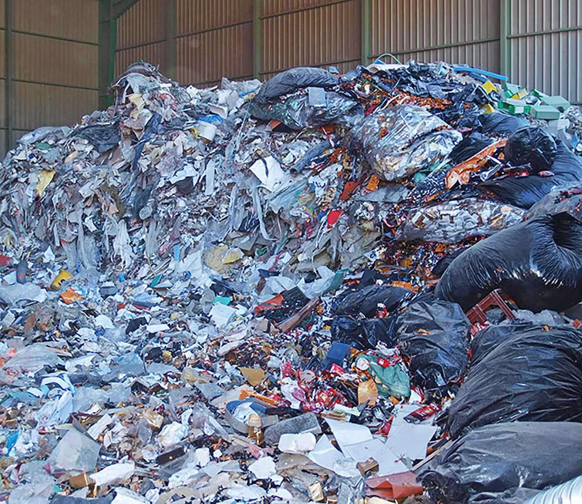 废弃塑料制品的回收和利用,已经成为一项世界性的课题.