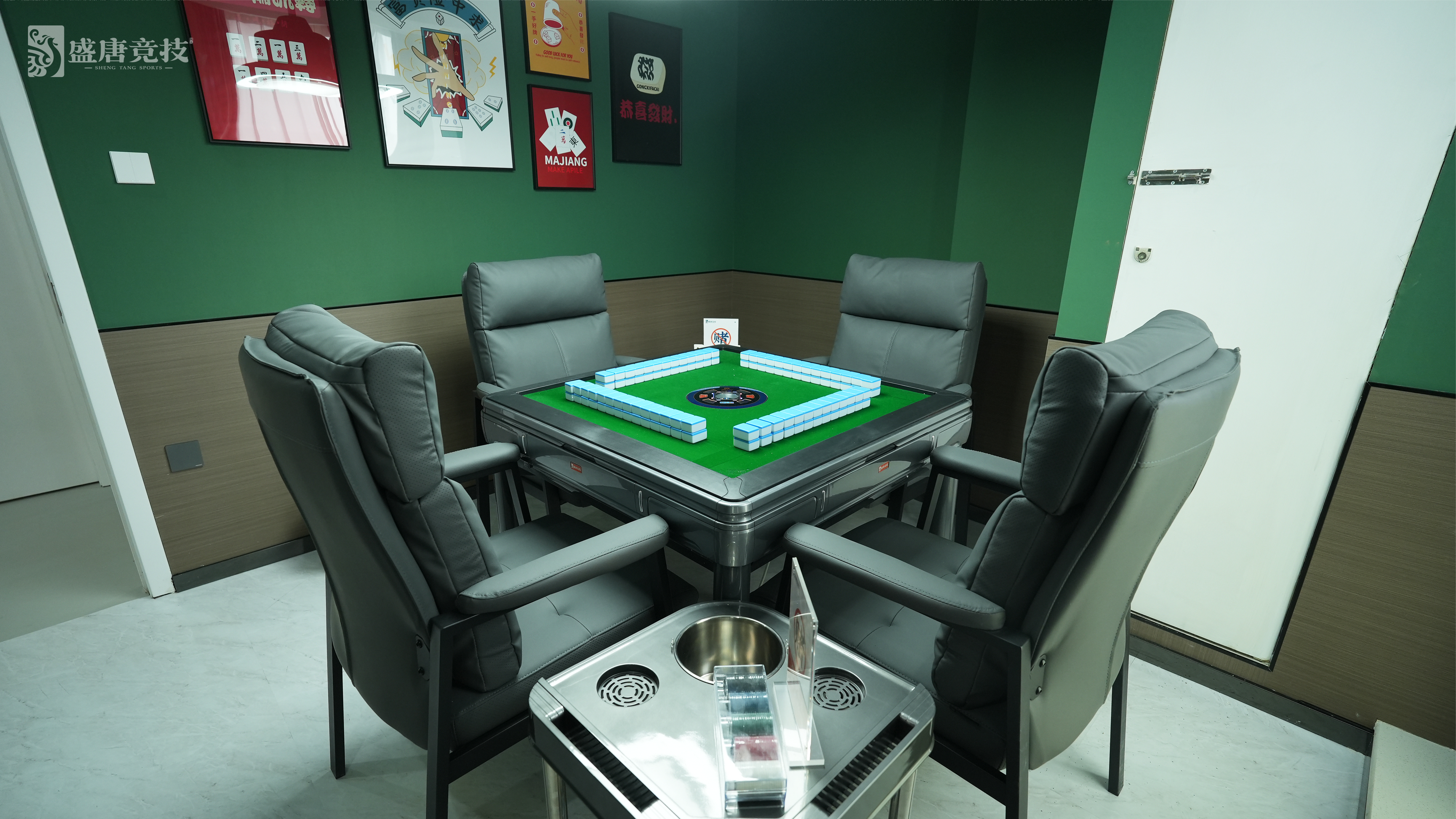 针对热爱棋牌游戏的小白,您是否一直在寻找一个终极竞技场所?